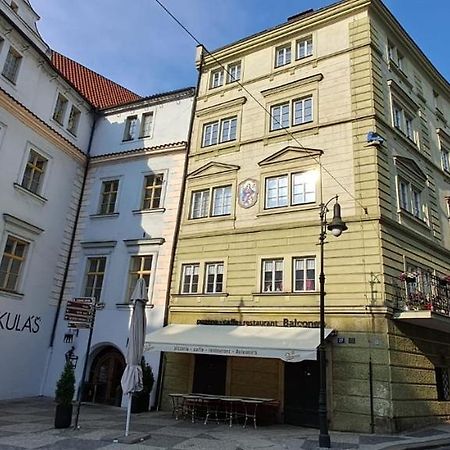 Historical place under Castle Praga Exterior foto